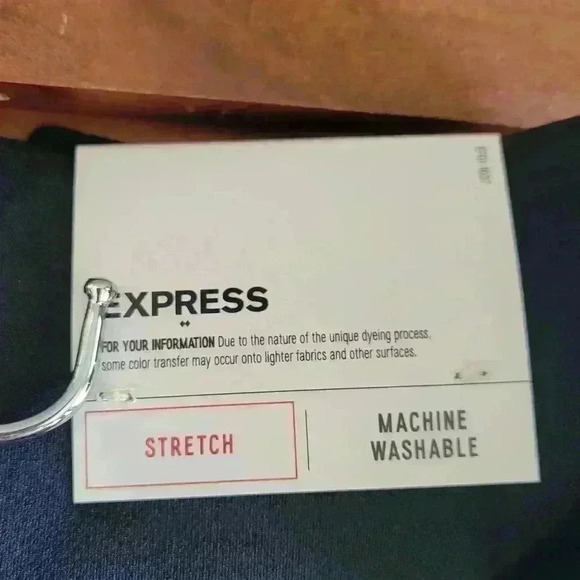 Brand New EXPRESS Women's Pencil Belt Skirt Black Size 0 Stetch High Rise - Picture 4 of 9